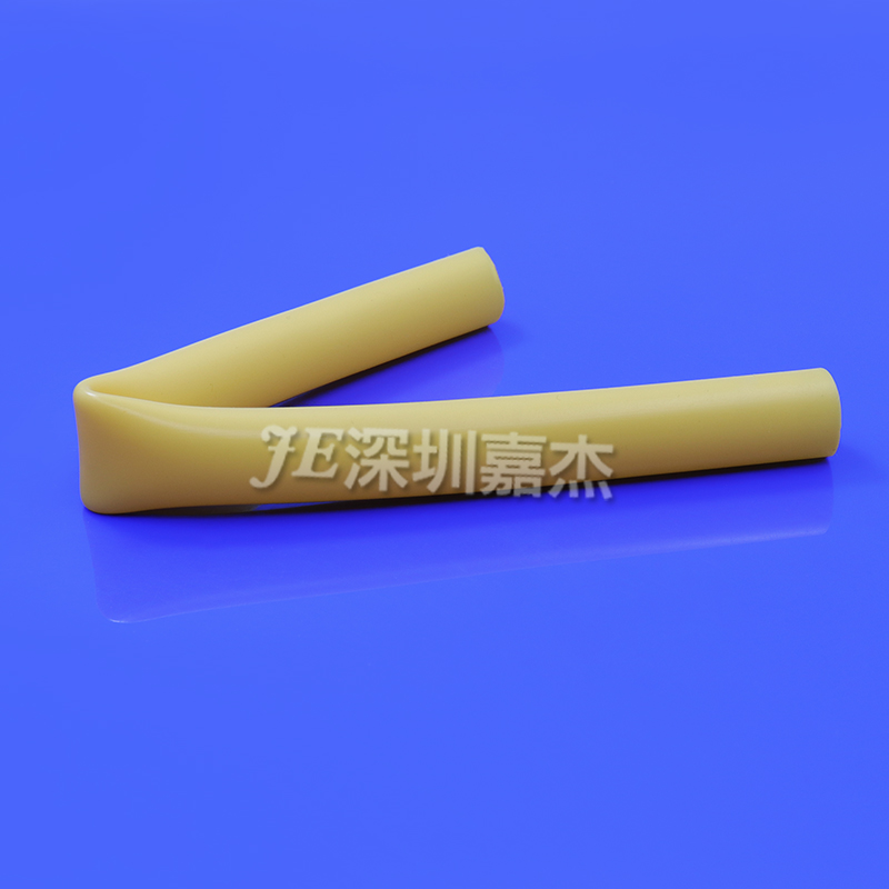 男生操萝莉鸡鸡双色硅胶管